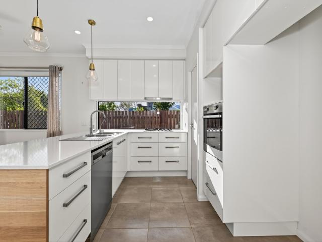 36 Masthead AvenueBurdell QLD 4818, Australia