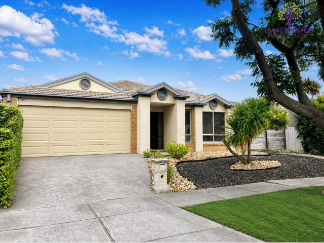 36 Messina Crescent, Point Cook