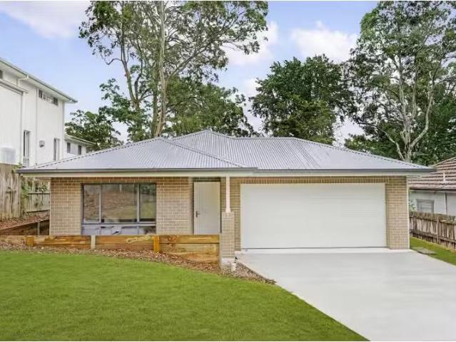 36 Milson Parade, Normanhurst House for rent Listed by Page&c.