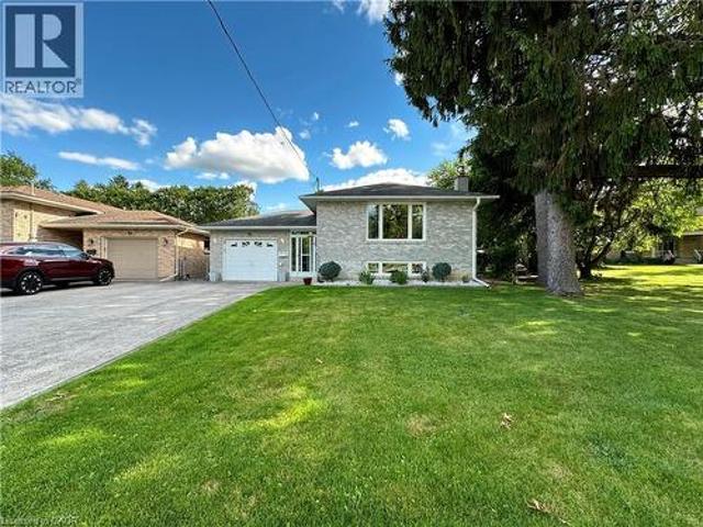 36 Oakhill Drive, Brantford, ON, N3T 1R1 house for sale | Listing ID 40856 | Royal LePage
