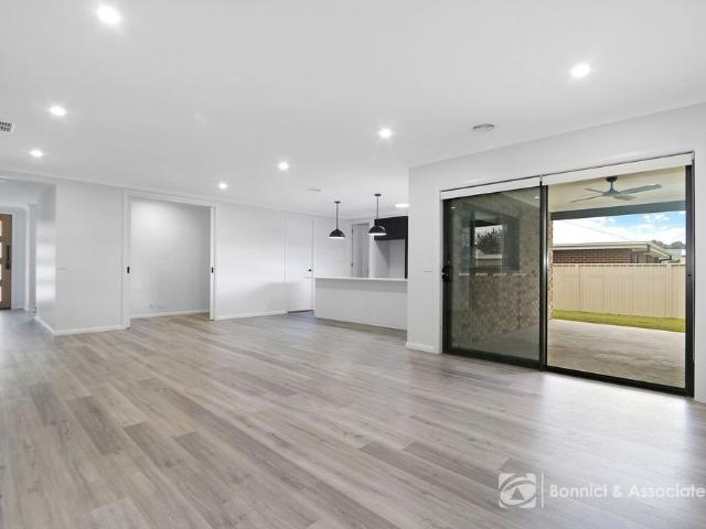 36 Pech Avenue, Jindera