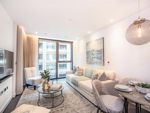36 Ponton Road, London, SW11 7AP, United Kingdom | 2 bed apartment for rent #132990462 | Rentberry