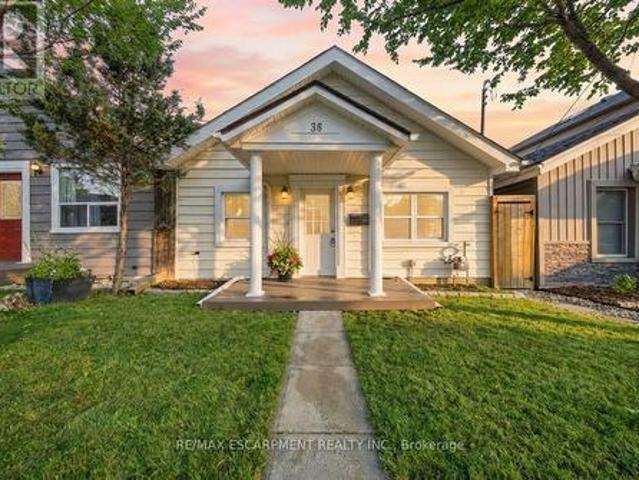 36 Queensdale Avenue W, Hamilton, ON, L9C 1B5 house for sale | Listing ID X13824 | Royal LePage