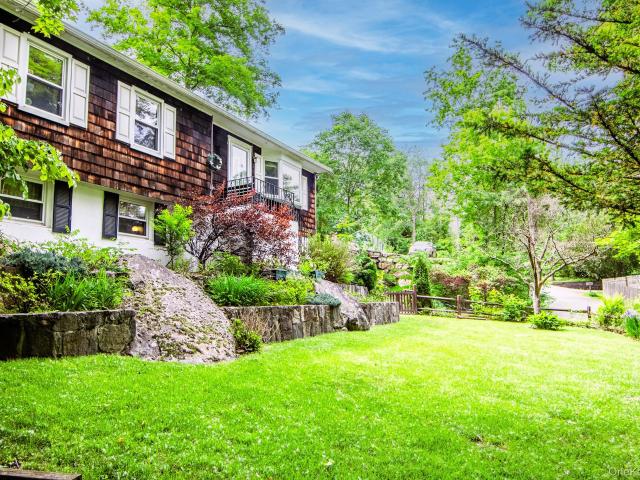 36 Rochambeau Road