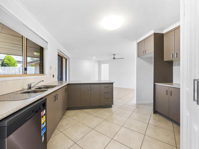 36 Skyline Drive New Auckland, QLD 4680
