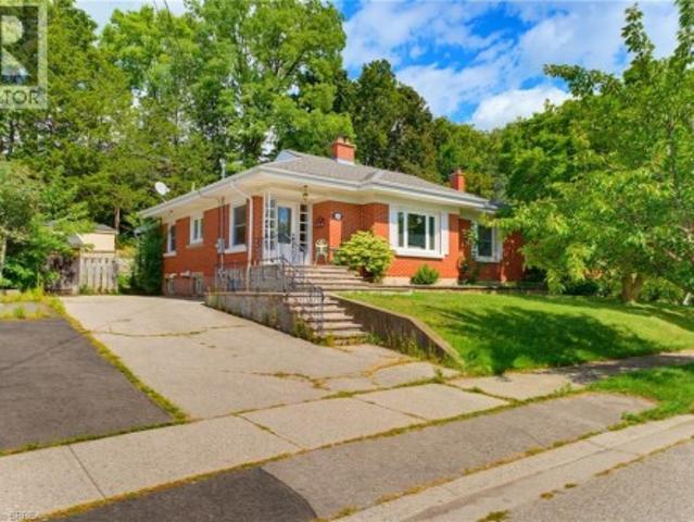 36 Slater Street, Brantford, ON, N3T 4N9 house for sale | Listing ID 40858 | Royal LePage