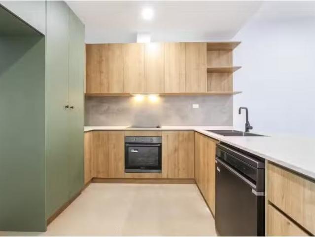 3/6 Stokes Street, PARAP House for rent Listed by Jess Lee of.