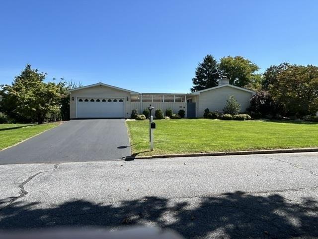 36 Stonecroft Dr, Palmer Township, PA 18045