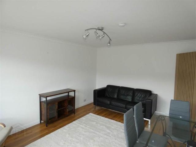 36b Dundonald Heights, Dundonald, Belfast, BT16 1XL