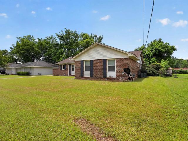 3704 Carriage Place