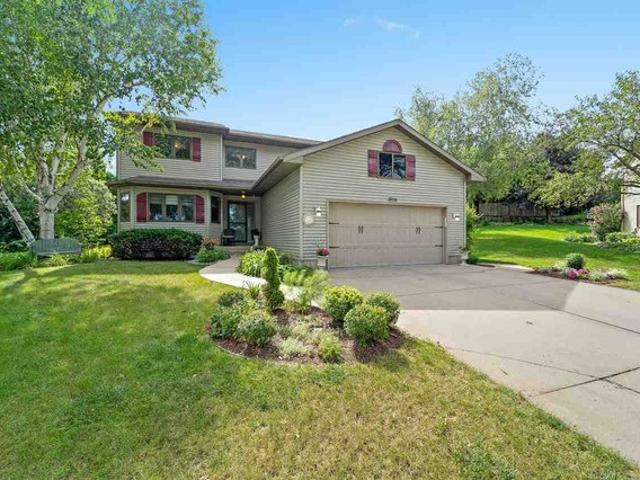 3705 Spring Hill Ct, Middleton, WI 53562