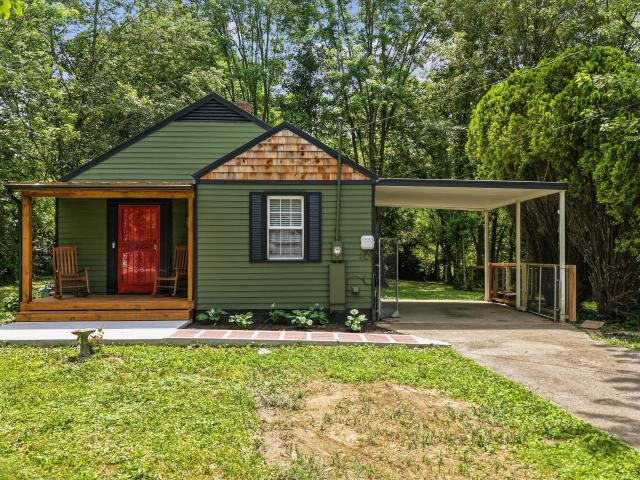 3706 Fairmont Blvd