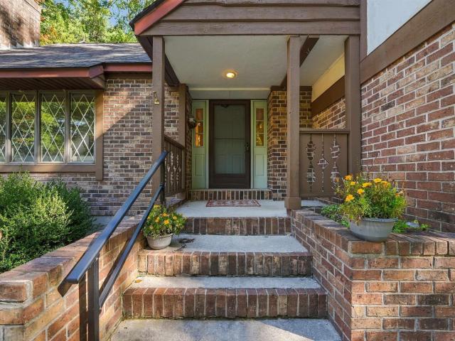 3706 Holiday Village Road