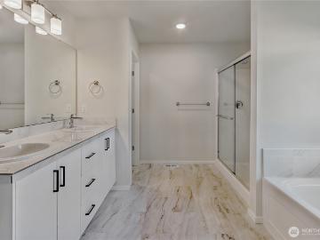 3706 rd Street Ct E