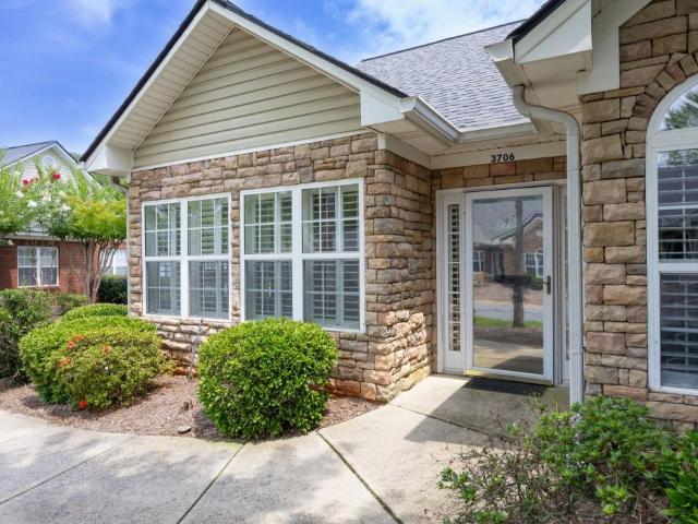 3706 Villa Springs Circle