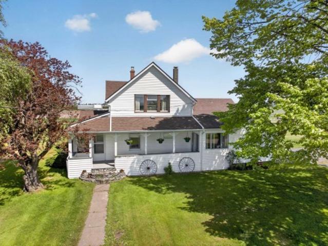 3706 88 Street, Delta, BC, V4K 3N3 house for sale | Listing ID R3131 | Royal LePage