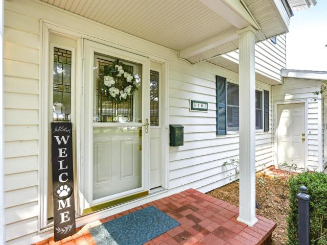 3707 Greenbrier Terrace