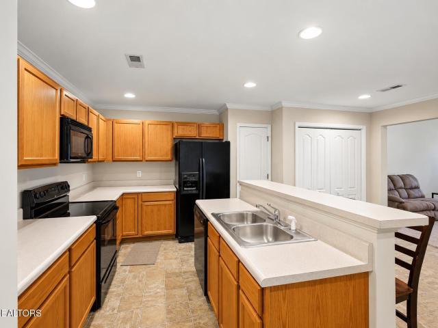 3707 Sean Grove Way