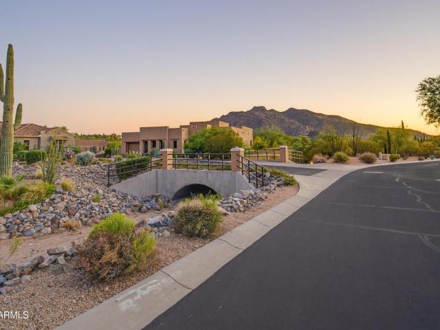 37087 ne greythorn circle