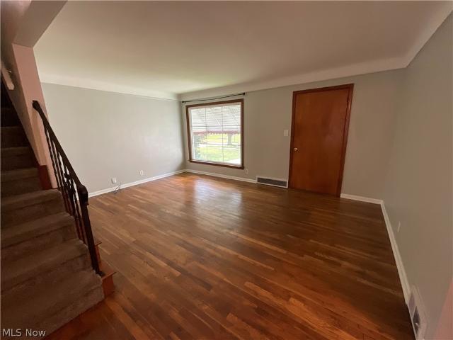3709 Woodridge Road