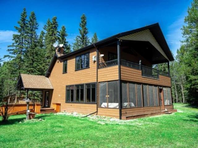 370040 Range Road 6 3, Rural Clearwater County, AB, T4T 2A3 house for sale | Listing ID A2338 | Royal LePage