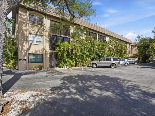 3700 S Osprey Ave, Unit 115, Sarasota, FL 34239 | MLS #A4689