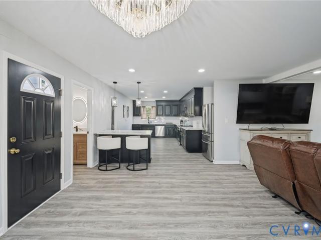 3701 Westbriar Lane