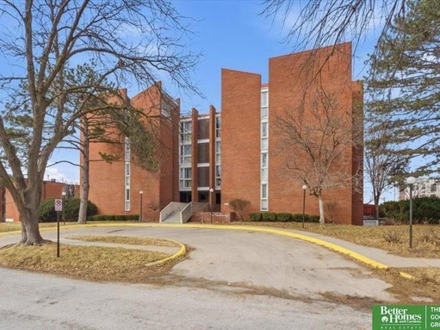 3702 Jackson St Apt 105, Omaha, NE 68105