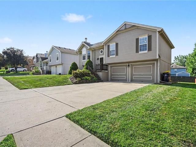 3703 NE 81 Terrace