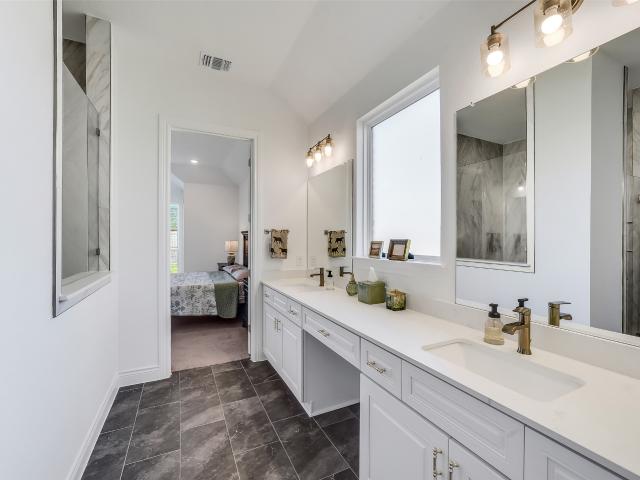 3703 Bolsover Drive