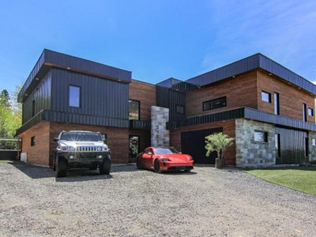3703 Ch. Bouchard, Saguenay Lac Kénogami, QC, G7X 7V6 Luxury House for sale | Listing ID 13979 | Royal LePage Carriage Trade Luxury Properties