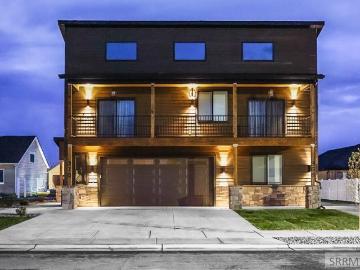 370 Camas St, Sugar City, ID 83448 | MLS #2185