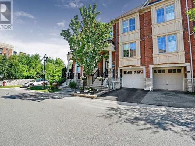 370 Doak Lane, Newmarket, ON, L3Y 0A8 house for sale | Listing ID N13699 | Royal LePage