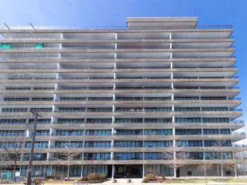 370 Dominion Avenue 1104 Ottawa, ON K2A 3X4
