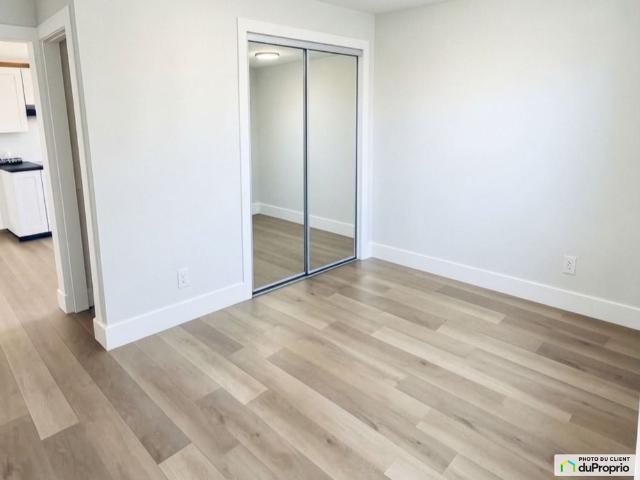 370, de Chartres, Laval des Rapides à louer