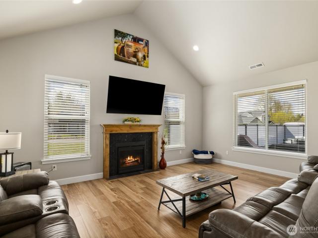 370 Deer Meadow Dr, Cle Elum, WA 98922 | MLS #2512