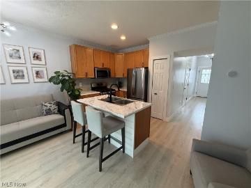 370 Eden Lane 3