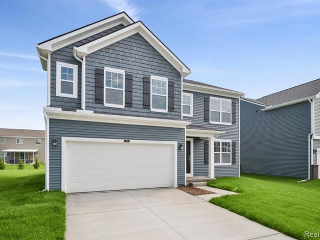 370 Edge Brook