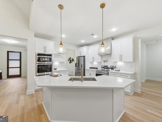 370 Harbour Shores Drive