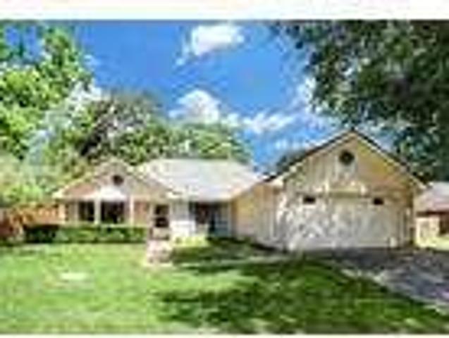 370 Meadowlark Circle Sealy Texas 77474