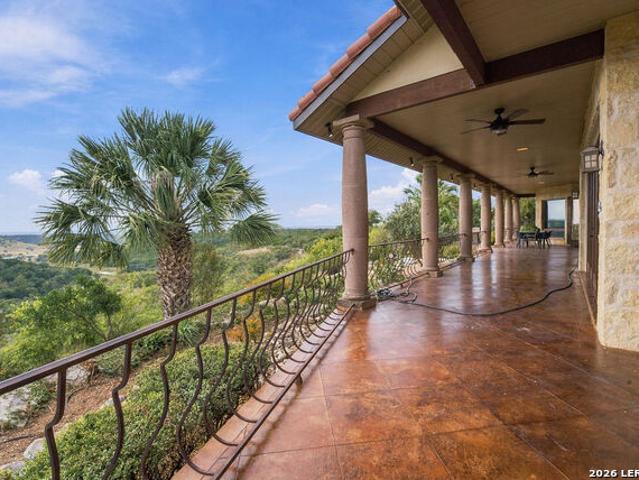 370 Ranch House Rd