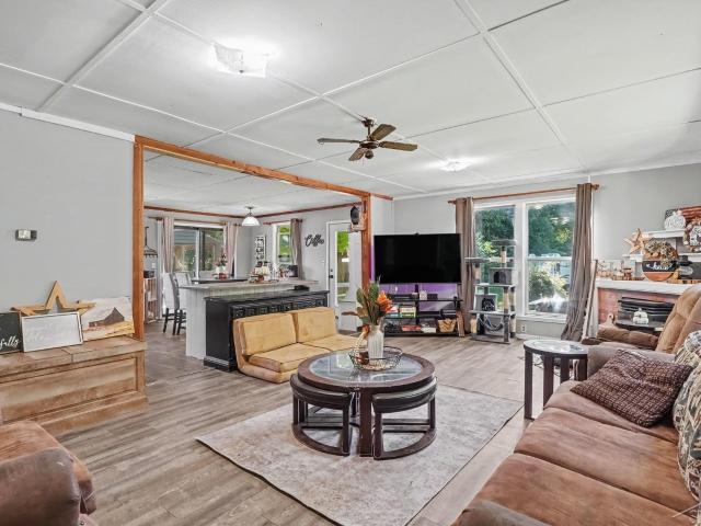 3714 N Finley Lake Avenue