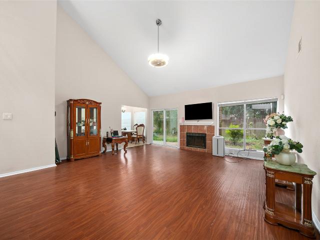 3714 Green Fields Drive