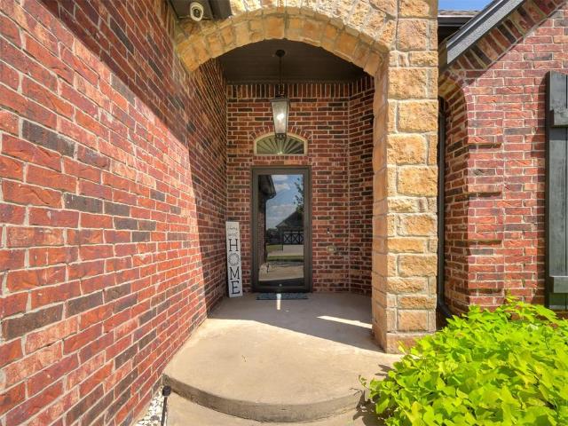 3715 Presidio Circle