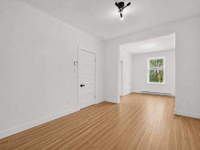 3716 Rue Joseph apartment — Montréal, QC 1 Bedroom 1 Bedroom