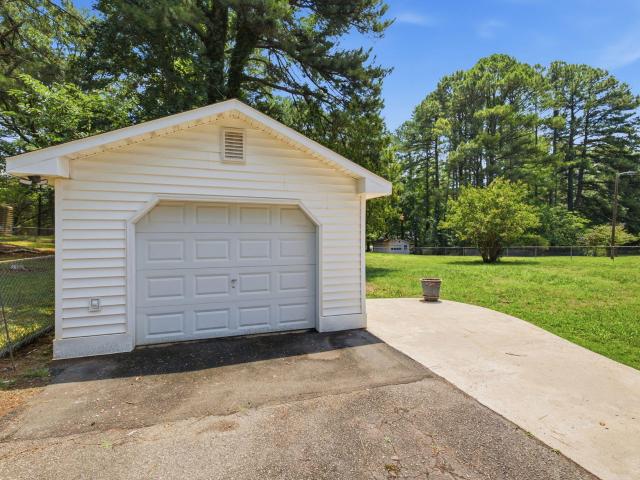 3716 Rivermont Road