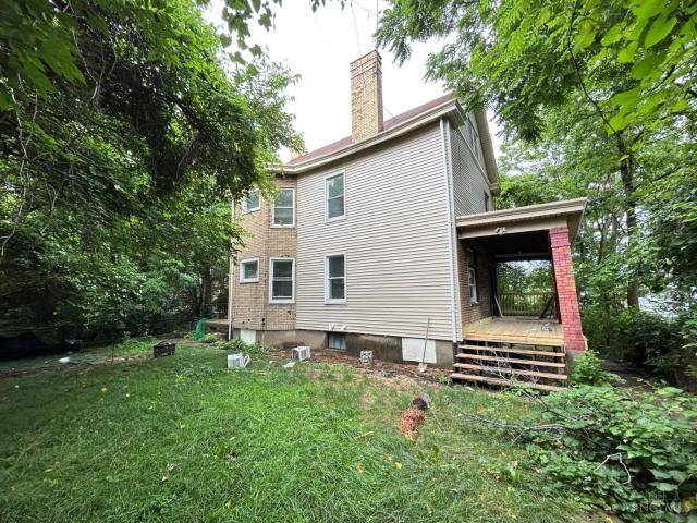 3719 Laclede Ave