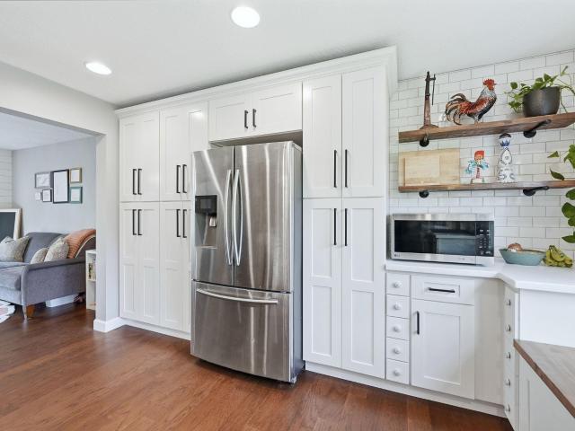 3710 Moss Hill Drive