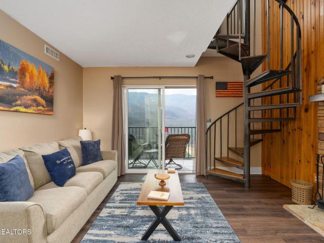 3710 Weber Rd C307