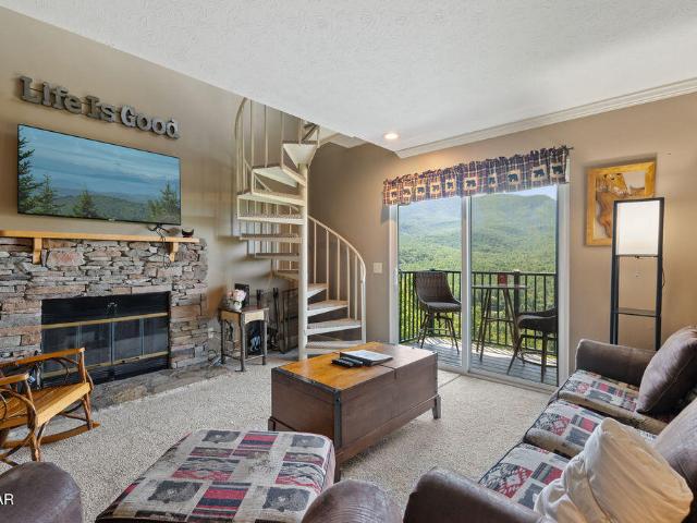 3710 Weber Road UNIT 304 B